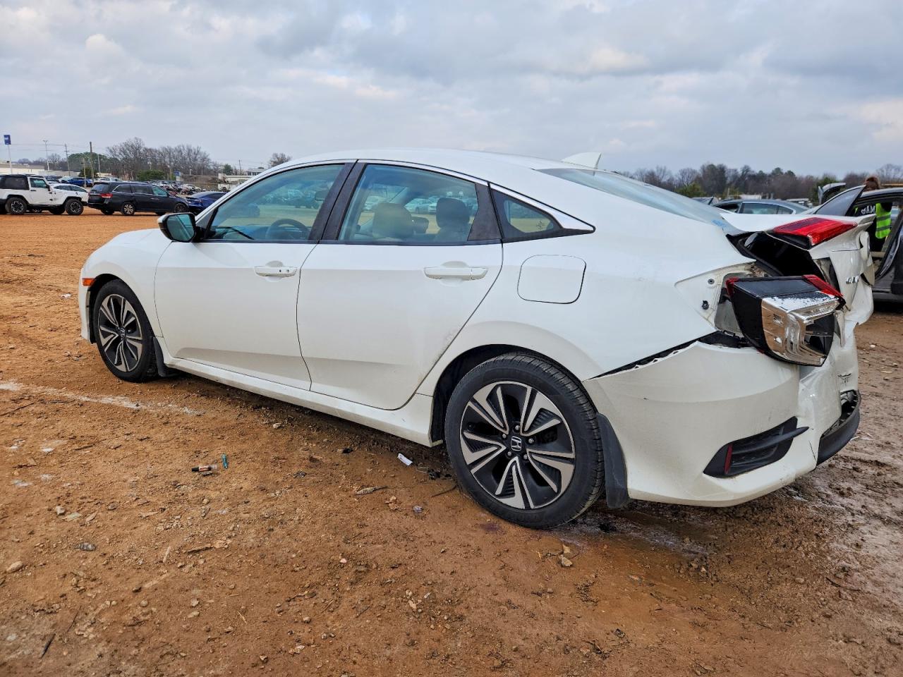 2016 HONDA CIVIC EX photo 2
