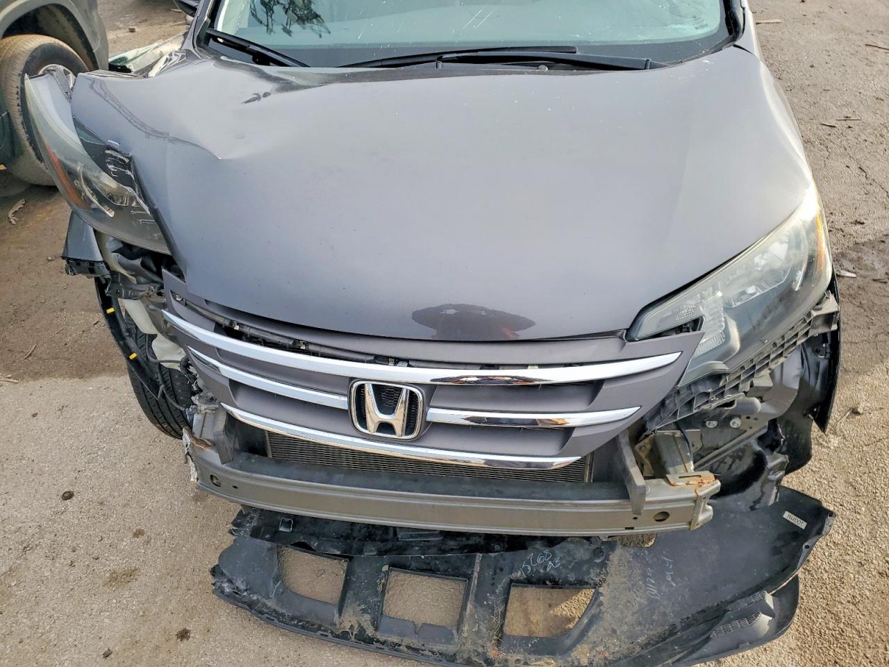 2014 HONDA CR-V LX photo 12
