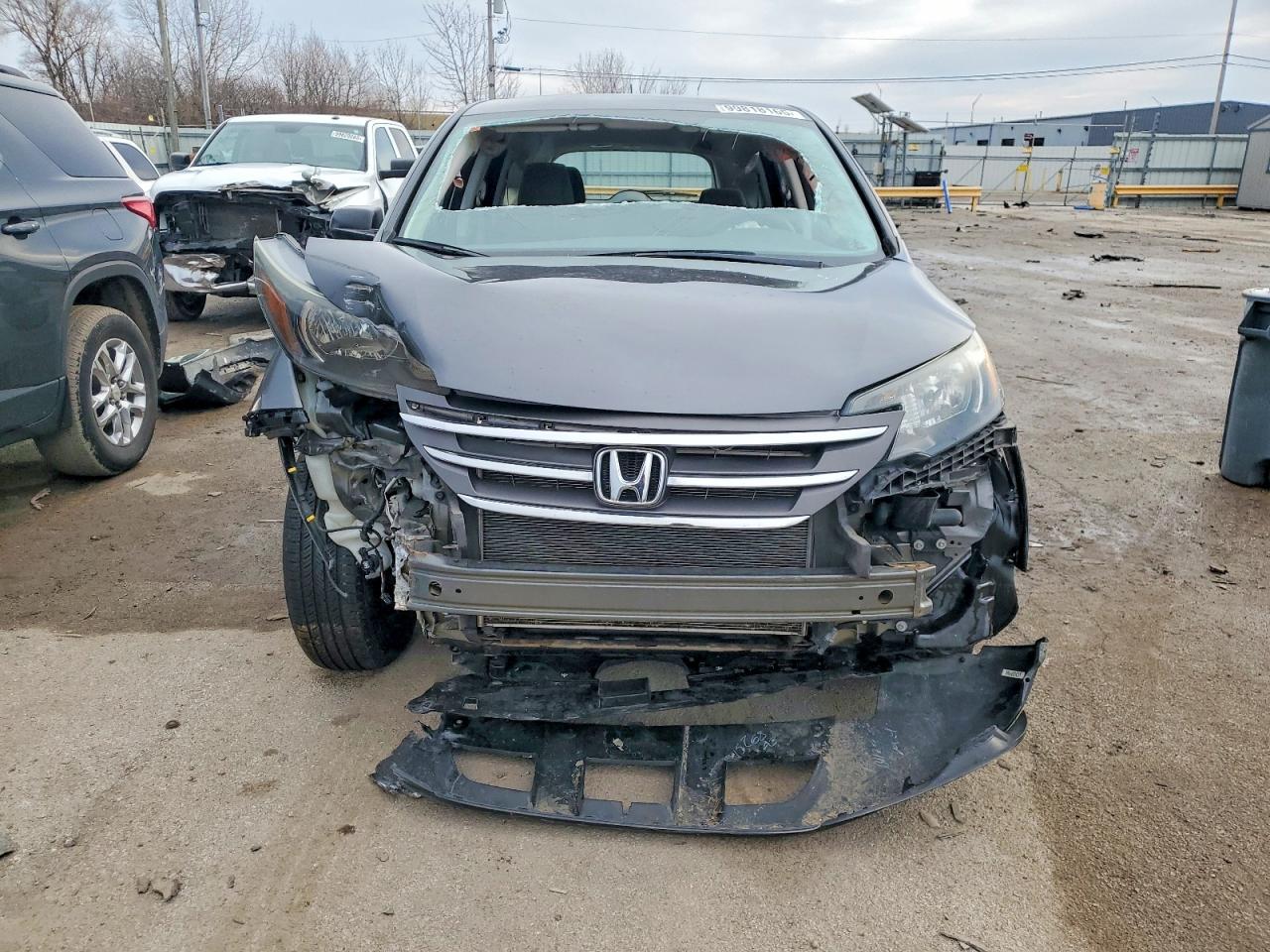 2014 HONDA CR-V LX photo 5