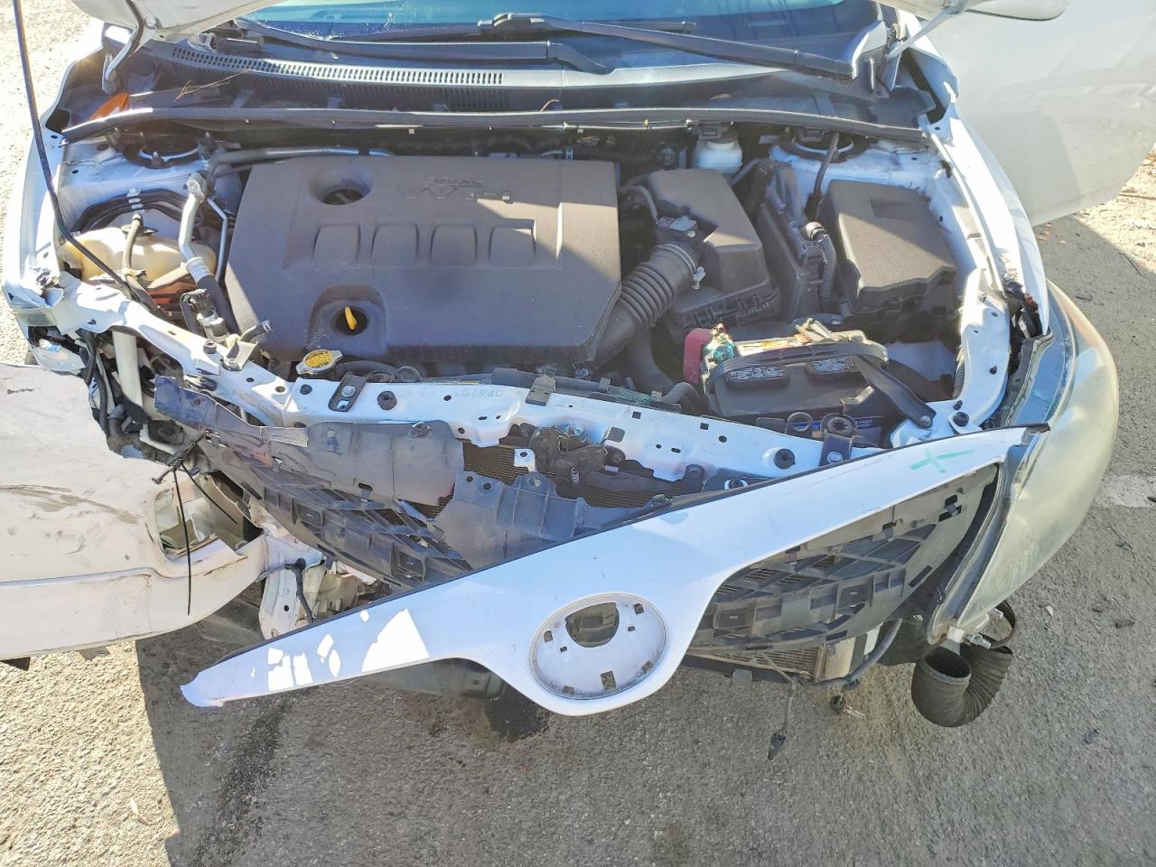 2012 TOYOTA COROLLA BASE photo 11