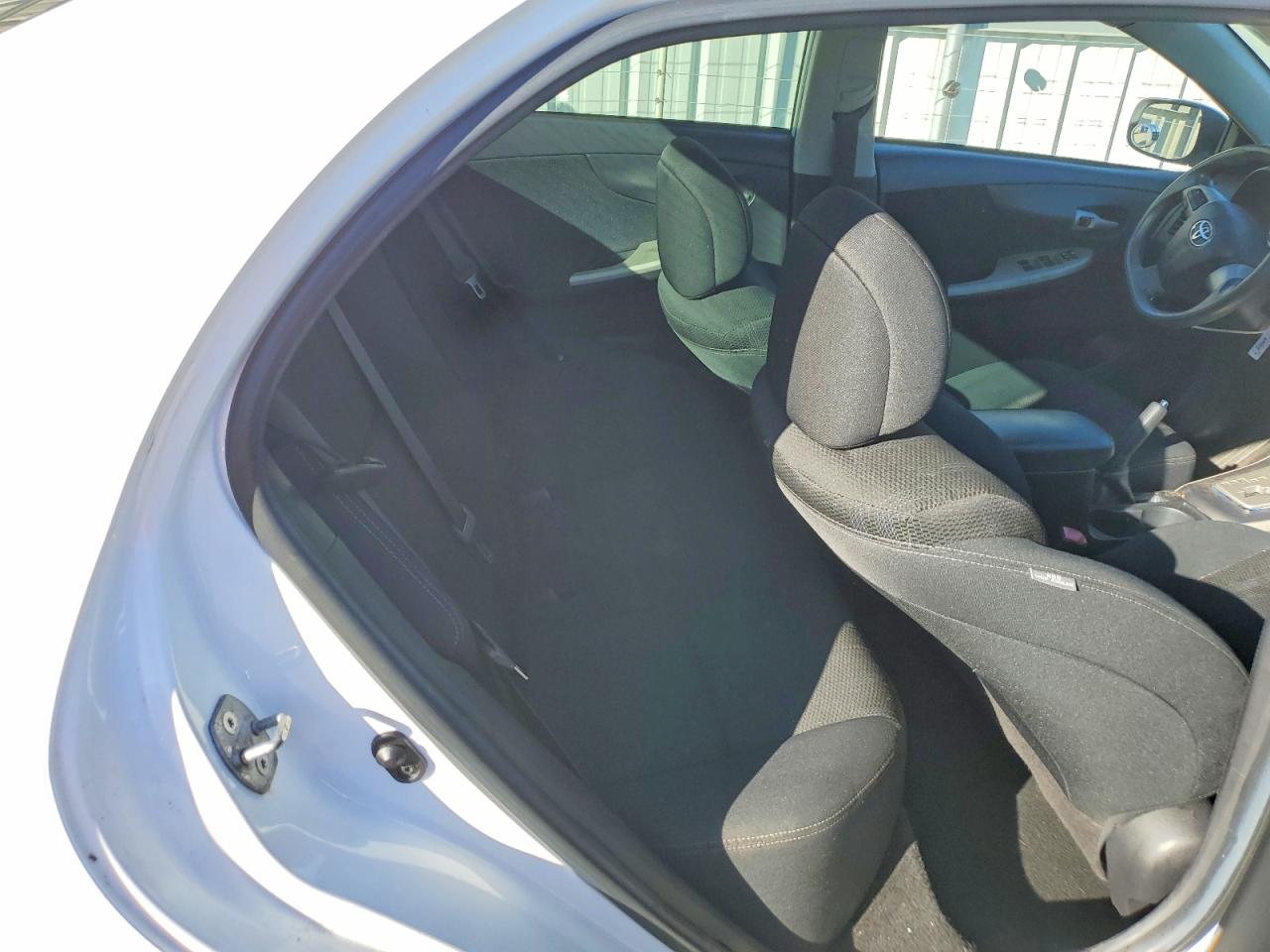2012 TOYOTA COROLLA BASE photo 10