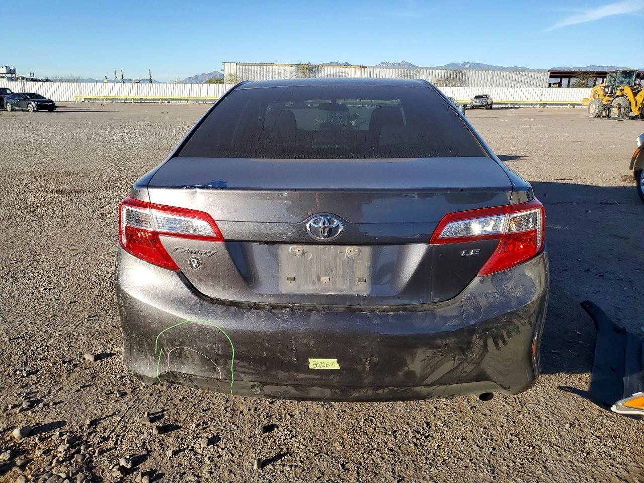 2014 TOYOTA CAMRY L photo 6