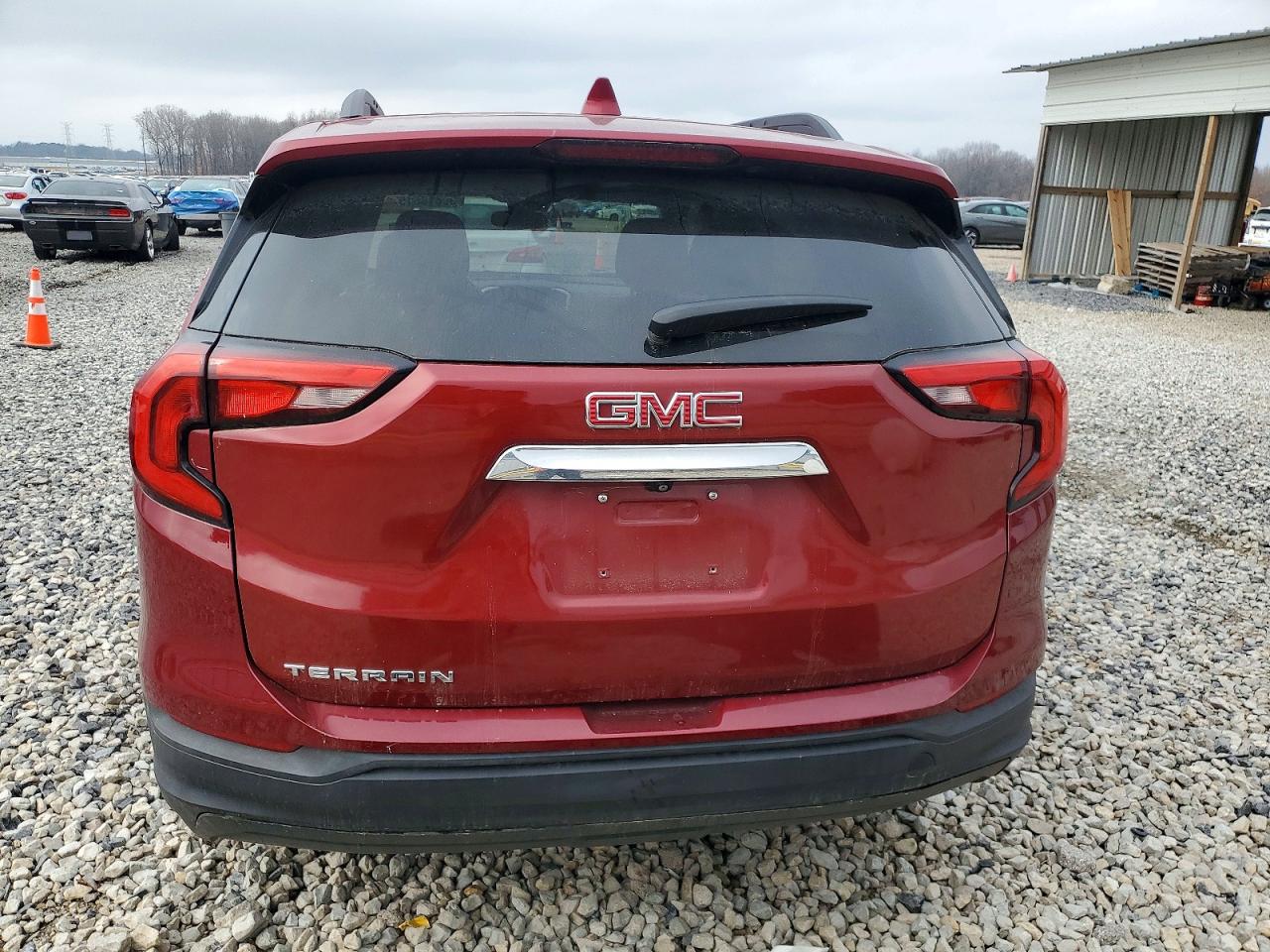 2020 GMC TERRAIN SLE photo 6