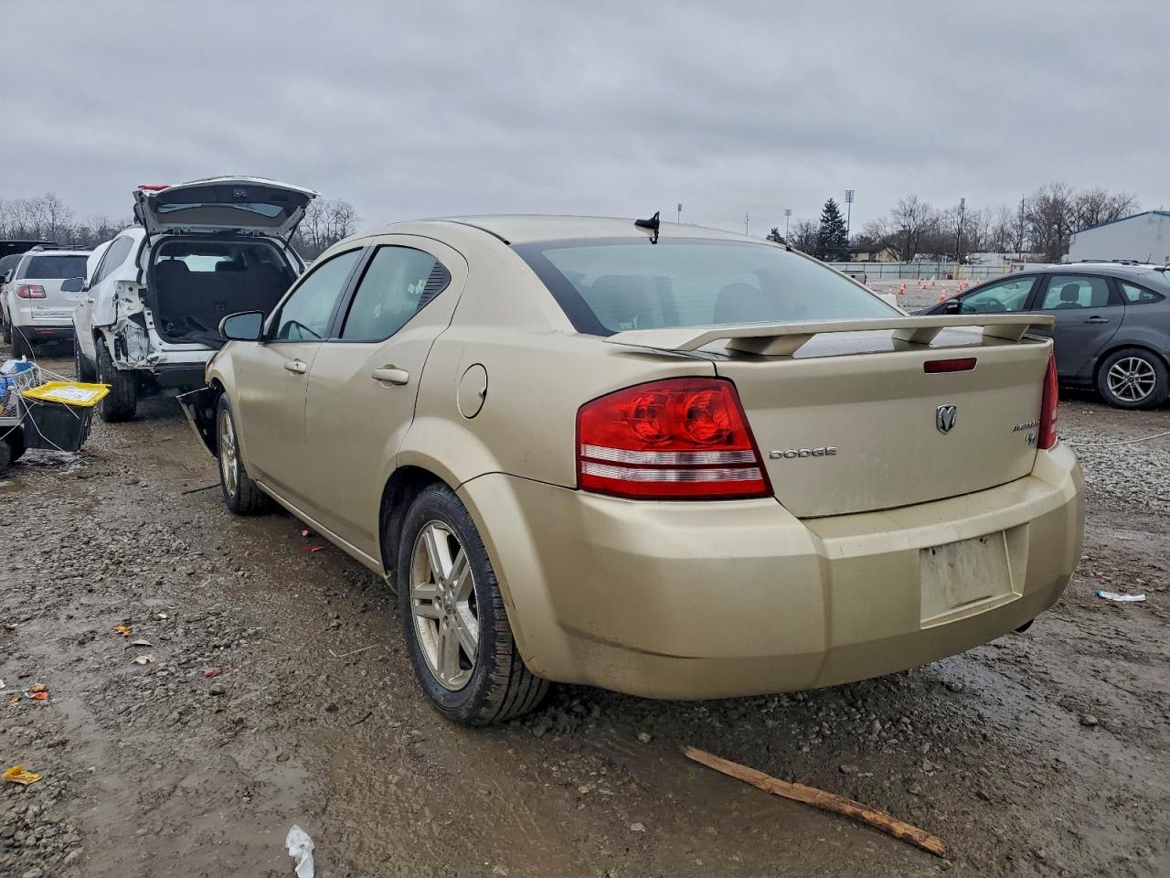 2010 DODGE AVENGER R/T photo 2