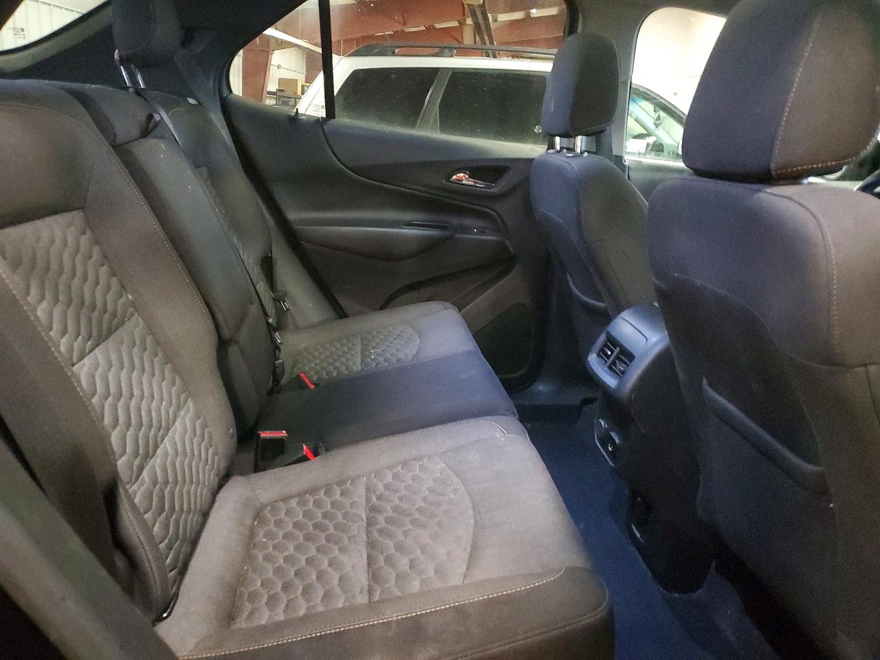 2018 CHEVROLET EQUINOX LT photo 11