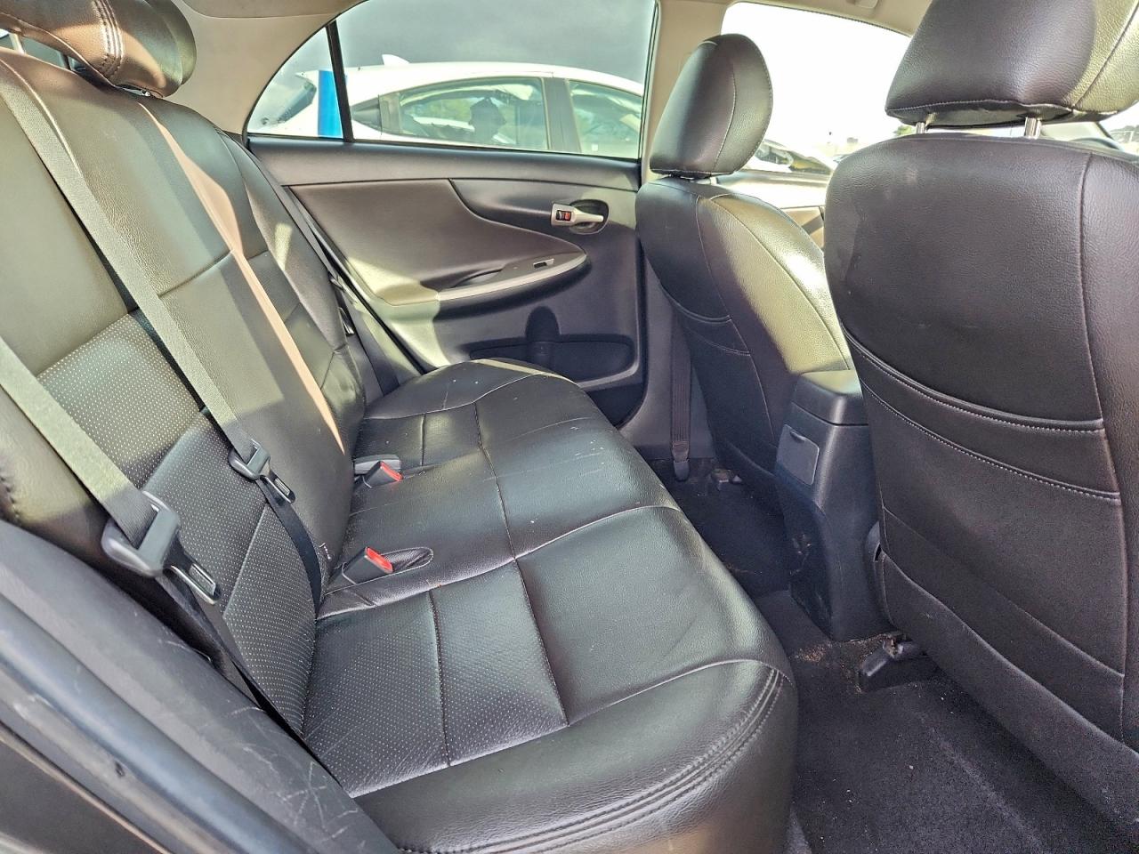 2010 TOYOTA COROLLA BASE photo 10