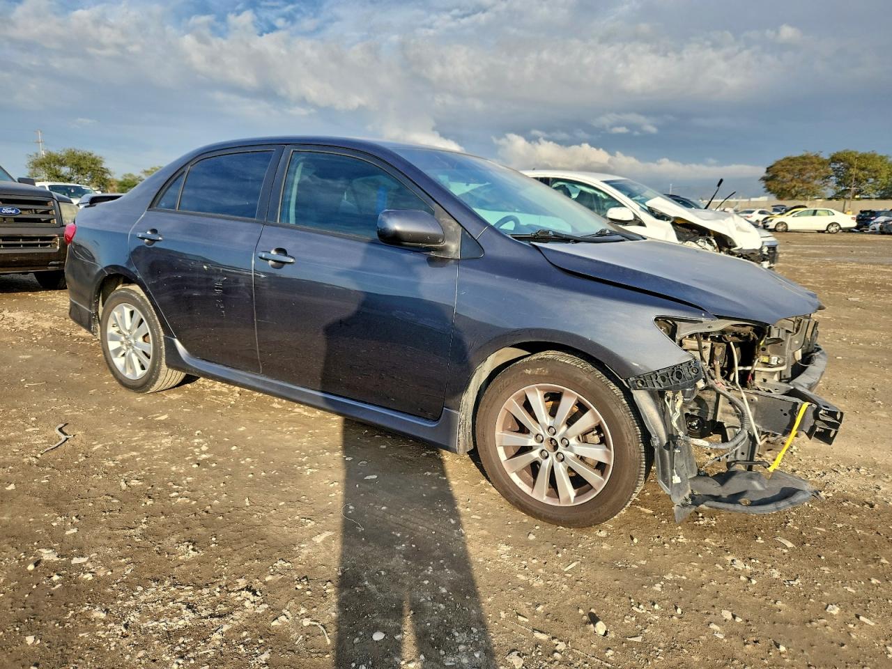 2010 TOYOTA COROLLA BASE photo 4
