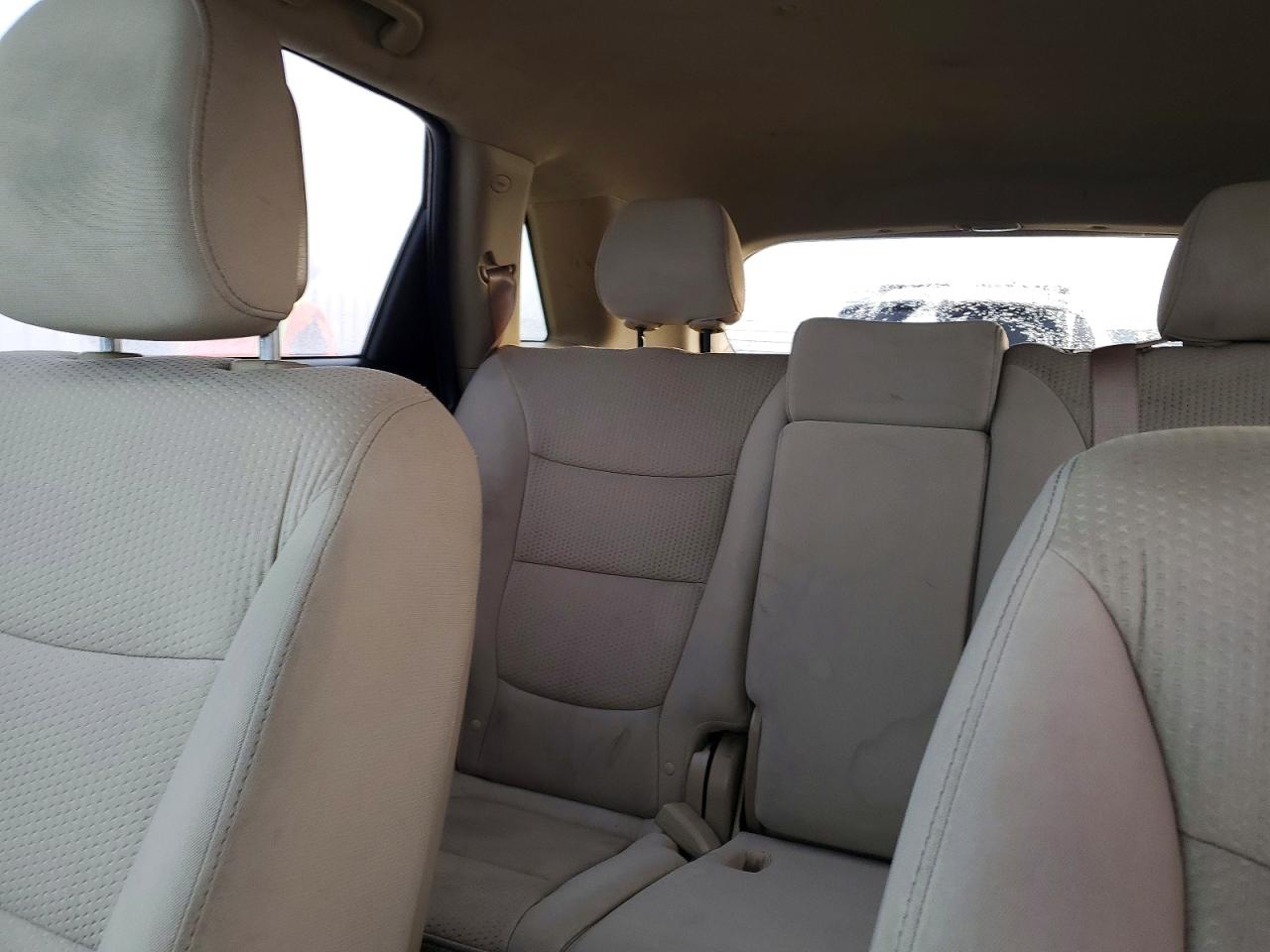 2011 KIA SORENTO photo 10