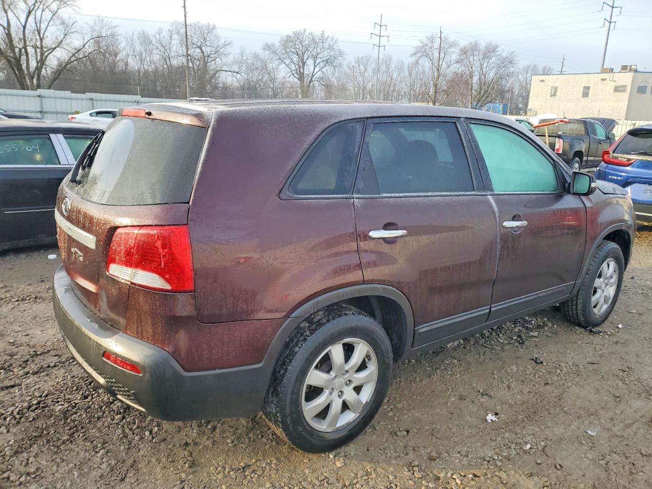 2011 KIA SORENTO photo 3