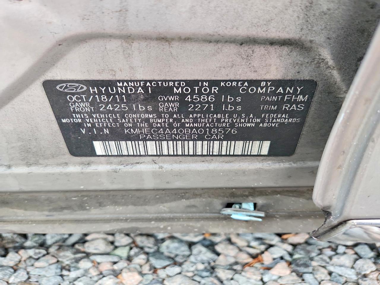 2011 HYUNDAI SONATA HYBRID photo 12