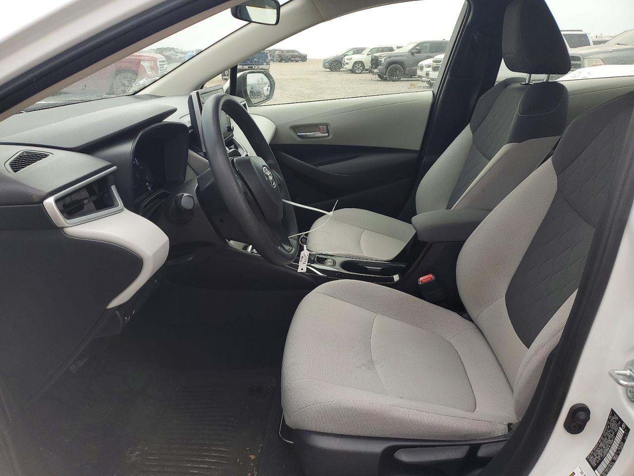2020 TOYOTA COROLLA LE photo 19