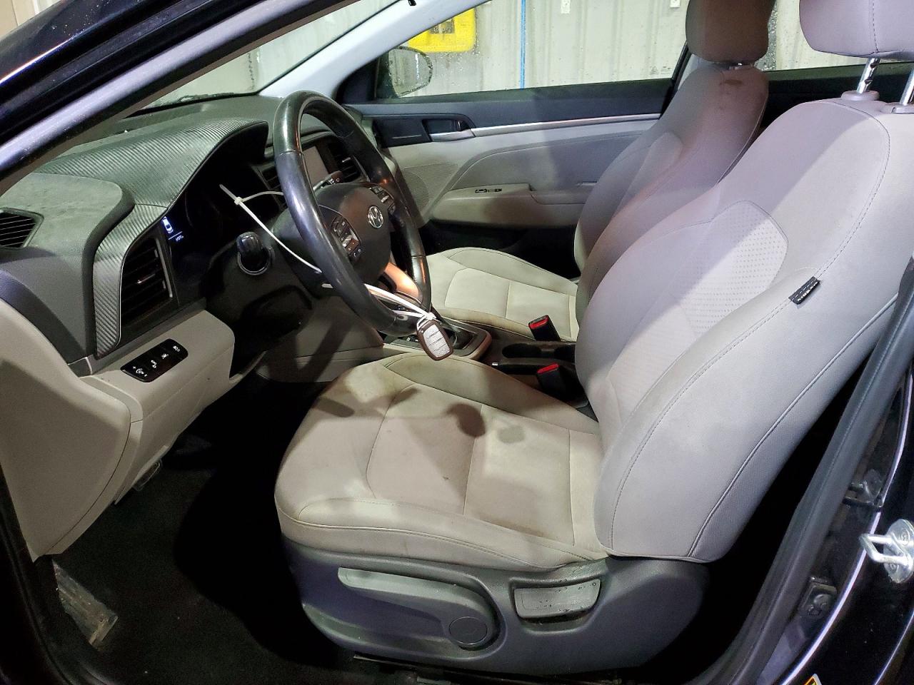 2020 HYUNDAI ELANTRA SEL photo 7