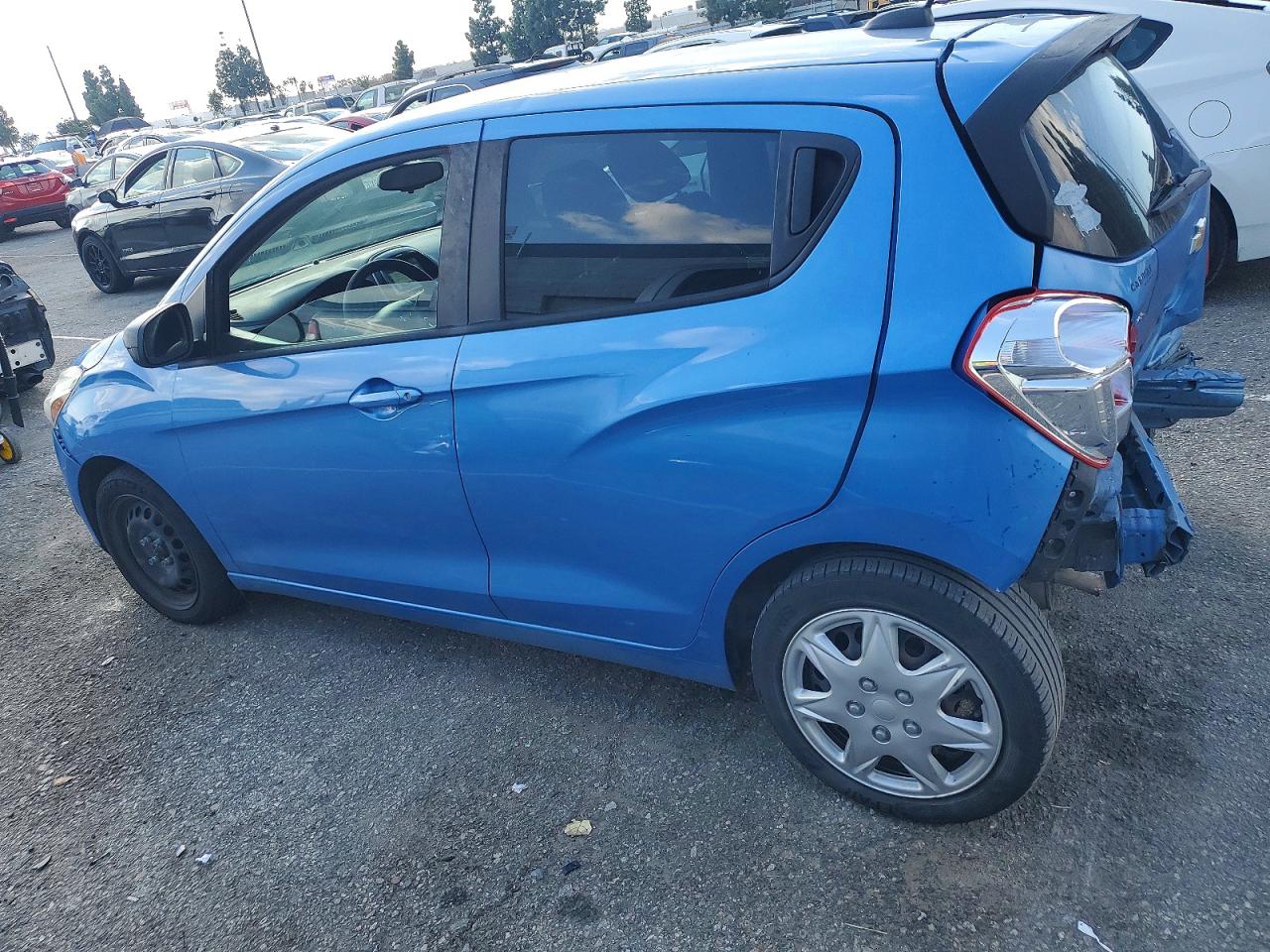 2018 CHEVROLET SPARK LS photo 3