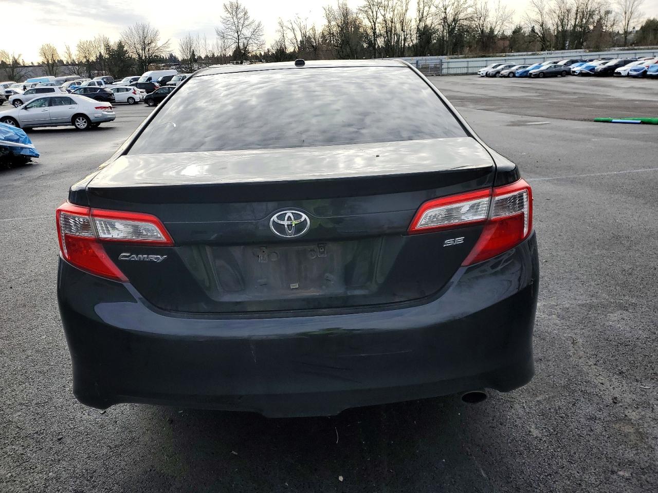 2012 TOYOTA CAMRY BASE photo 11