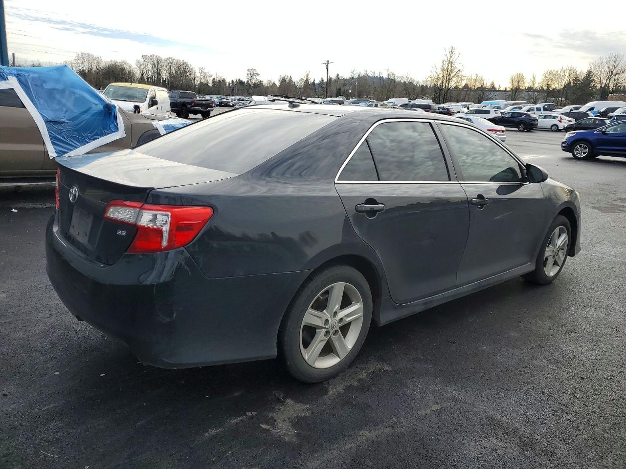 2012 TOYOTA CAMRY BASE photo 5
