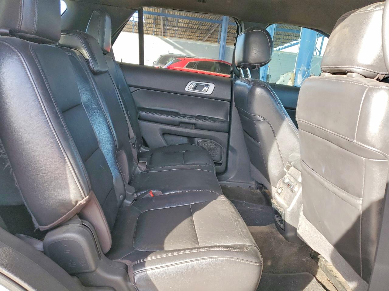 2011 FORD EXPLORER XLT photo 11
