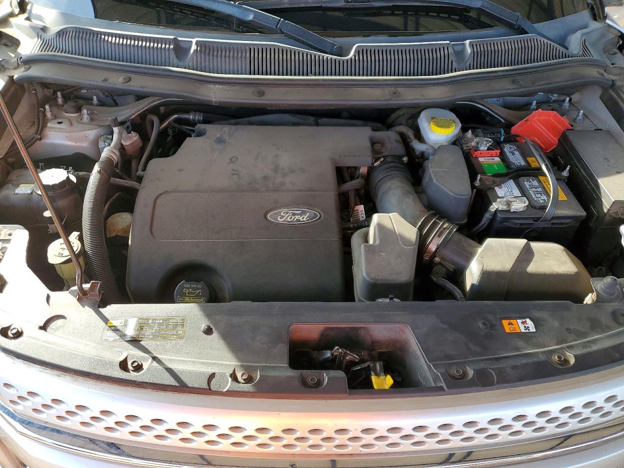 2011 FORD EXPLORER XLT photo 12