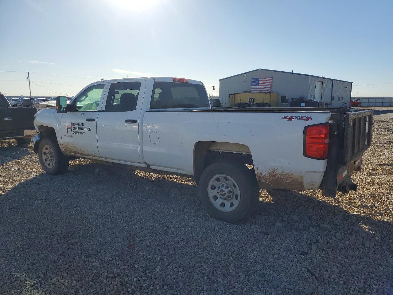 2017 CHEVROLET SILVERADO K2500 HEAVY DUTY photo 2