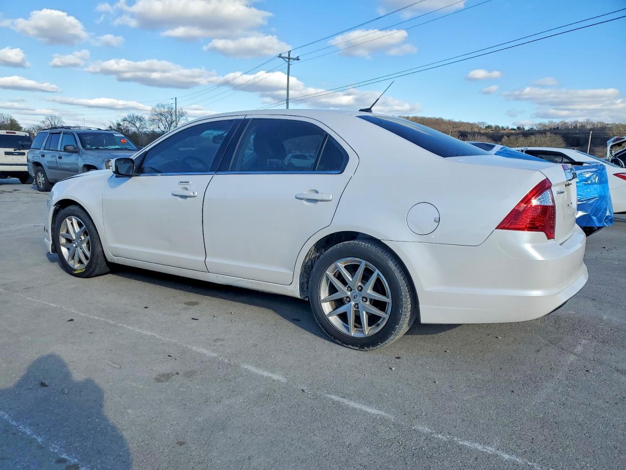 2011 FORD FUSION SEL photo 2