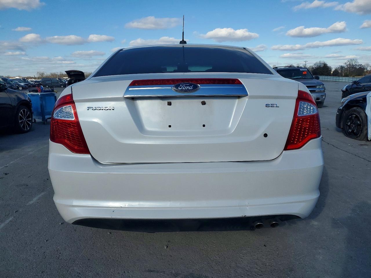 2011 FORD FUSION SEL photo 6