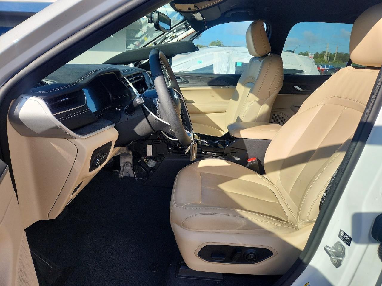 2023 JEEP GRAND CHEROKEE LIMITED photo 7