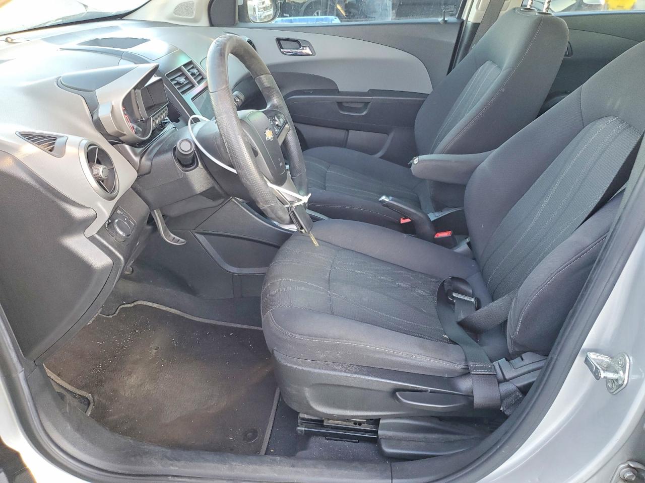 2014 CHEVROLET SONIC LT photo 7