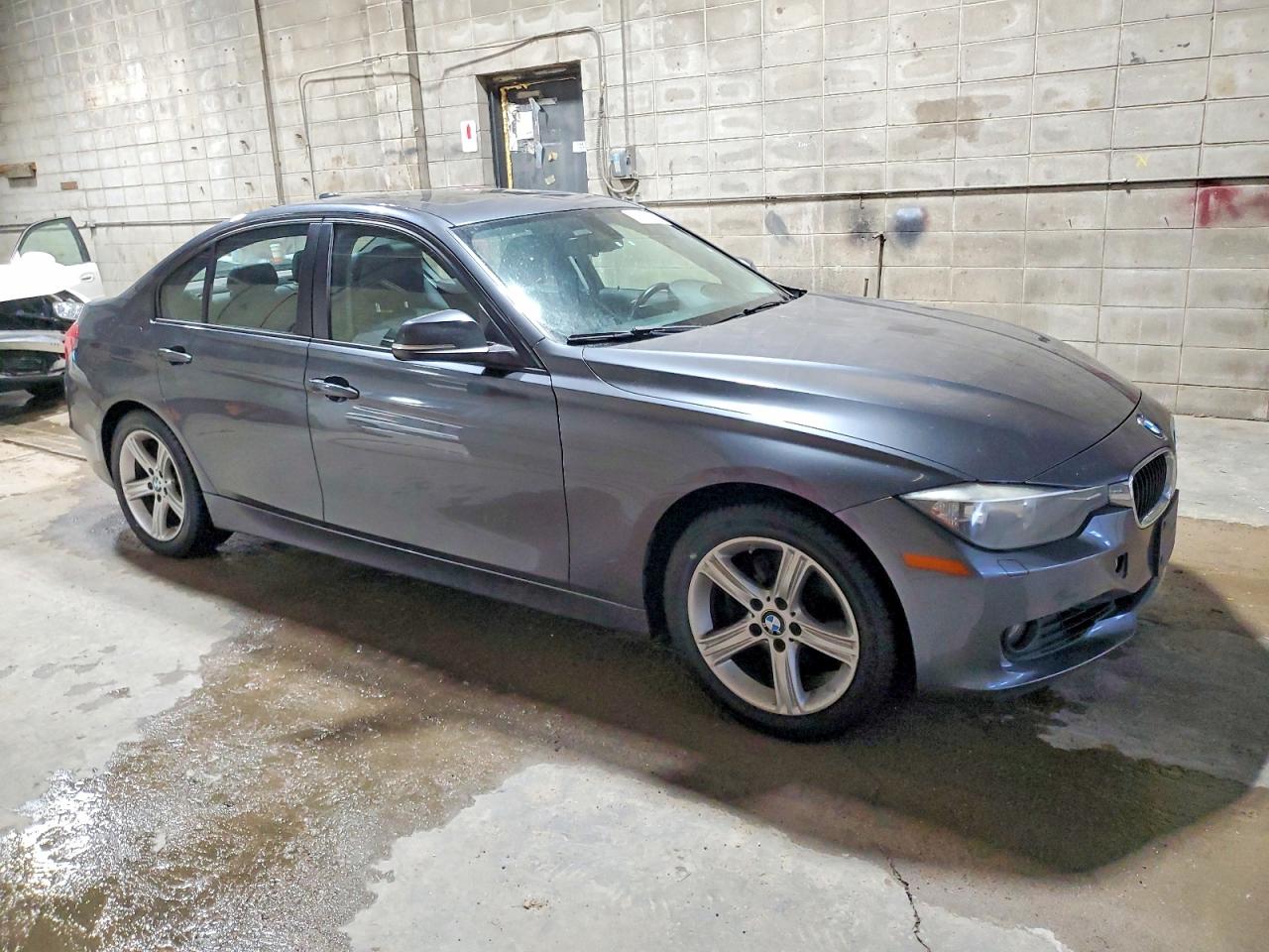 2013 BMW 328 XI photo 4