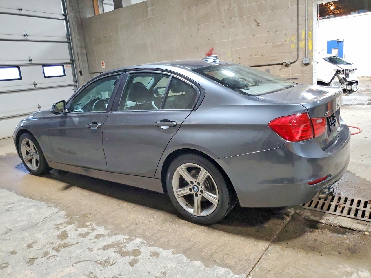 2013 BMW 328 XI photo 2