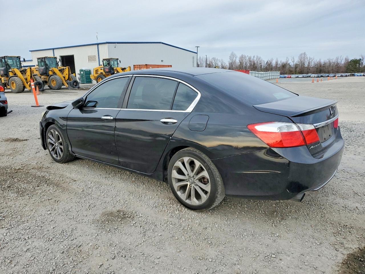2015 HONDA ACCORD SPORT photo 2