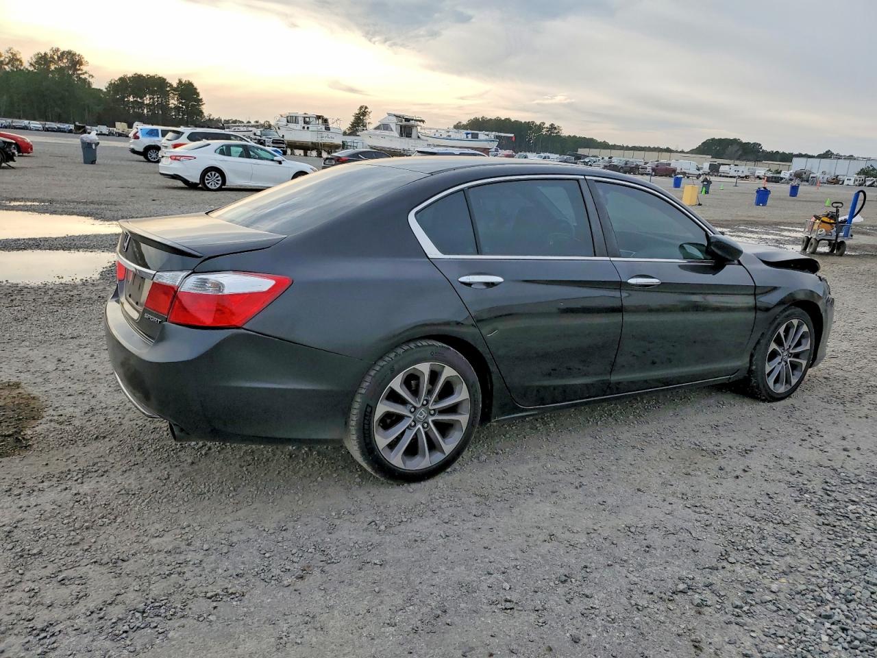 2015 HONDA ACCORD SPORT photo 3