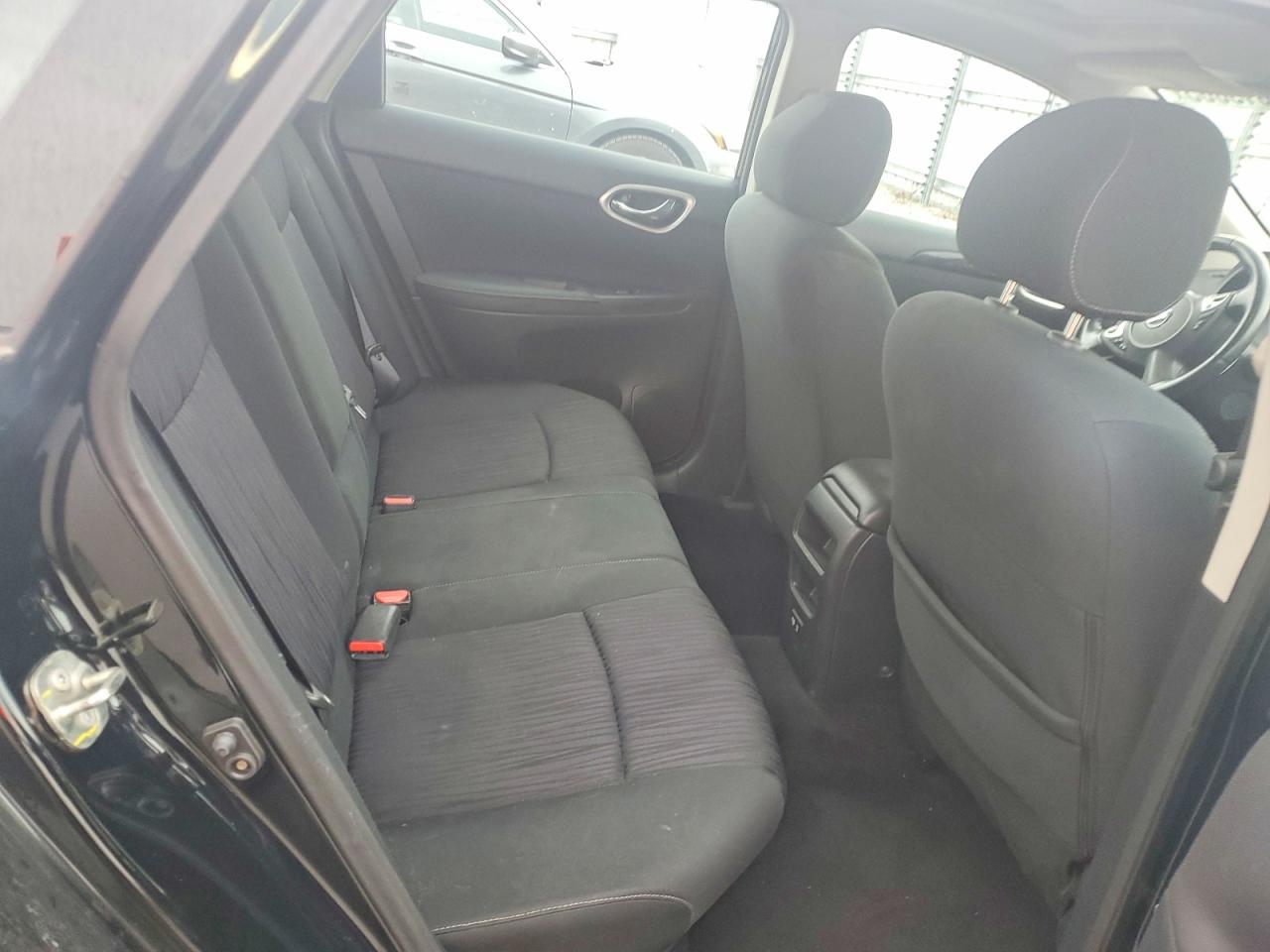 2019 NISSAN SENTRA SV photo 10
