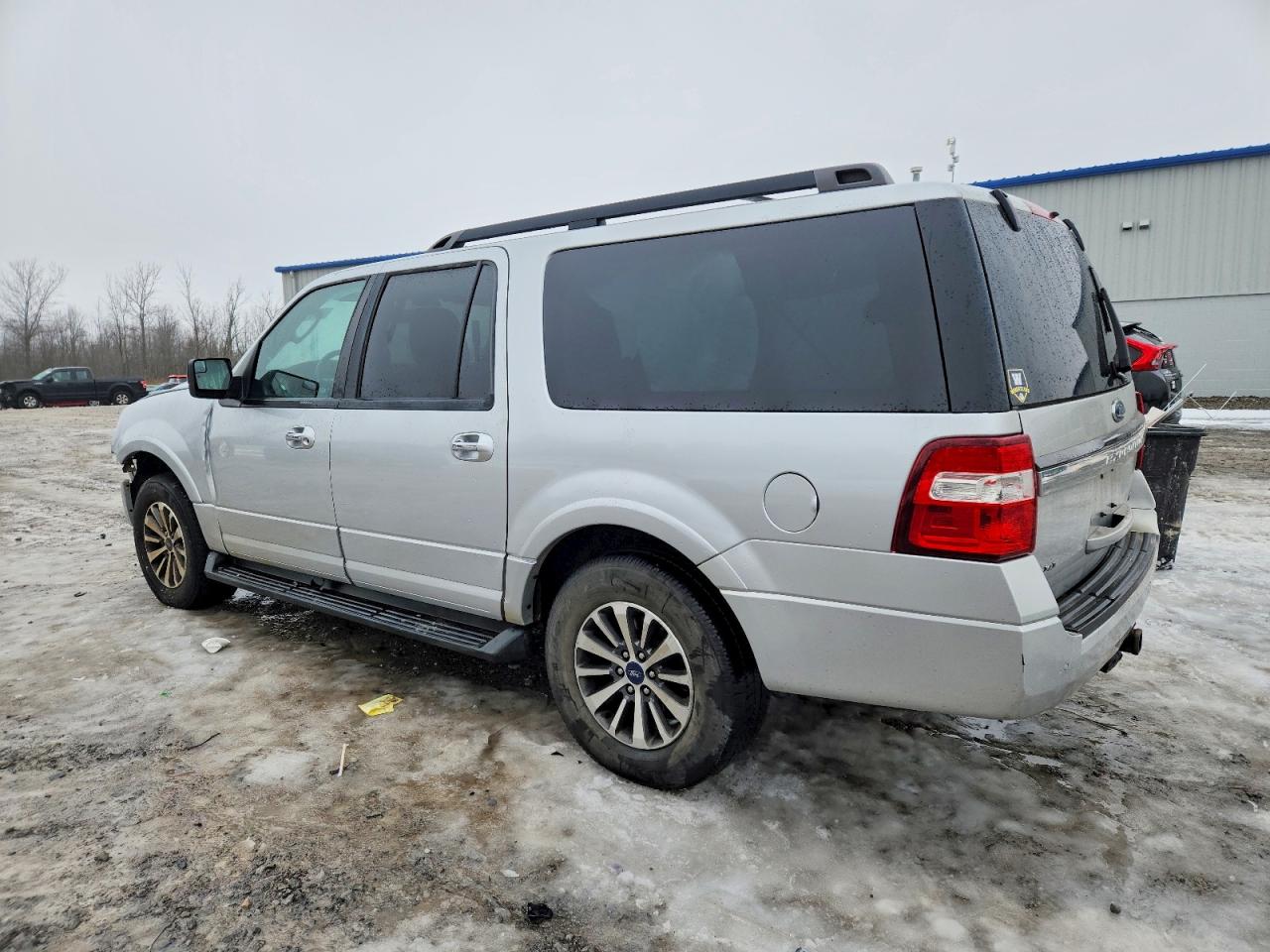 2017 FORD EXPEDITION EL XLT photo 4