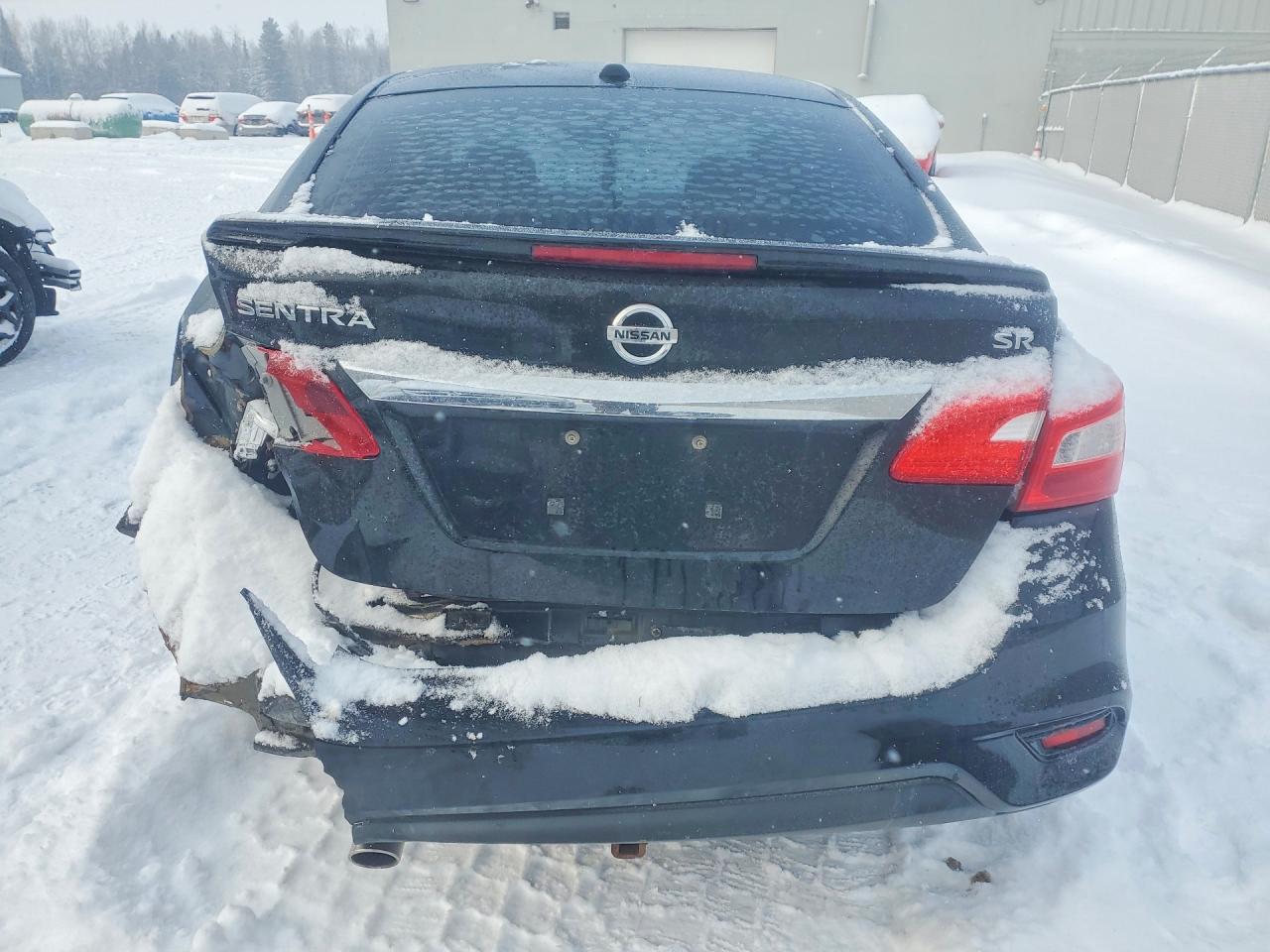 2016 NISSAN SENTRA S photo 6
