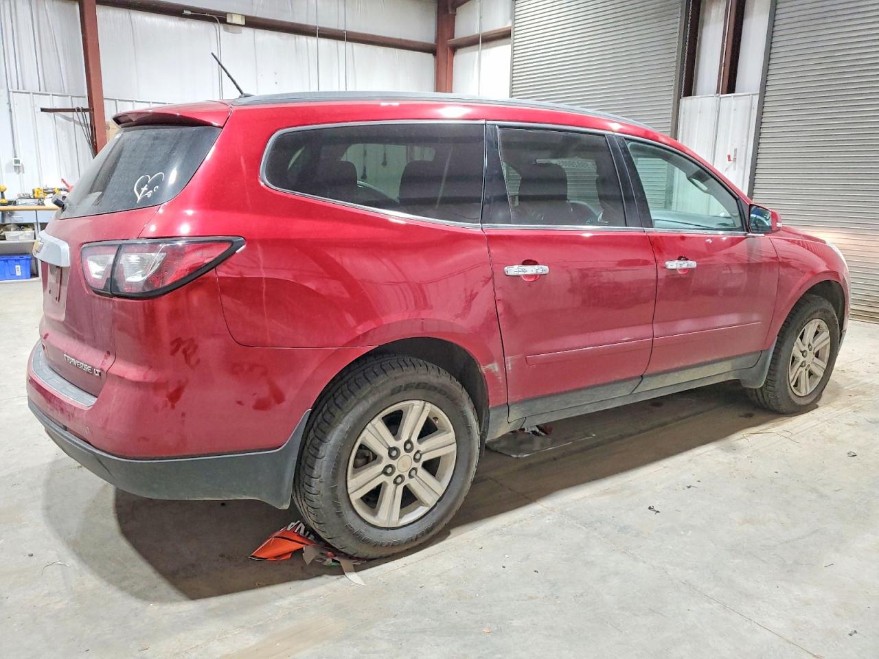2014 CHEVROLET TRAVERSE LT photo 3