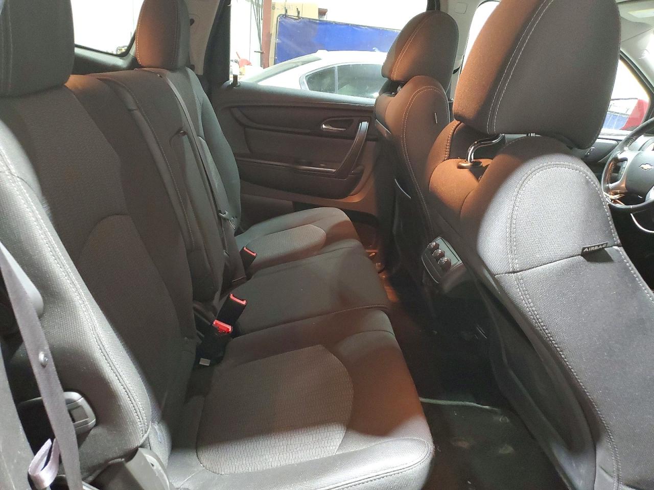2014 CHEVROLET TRAVERSE LT photo 11