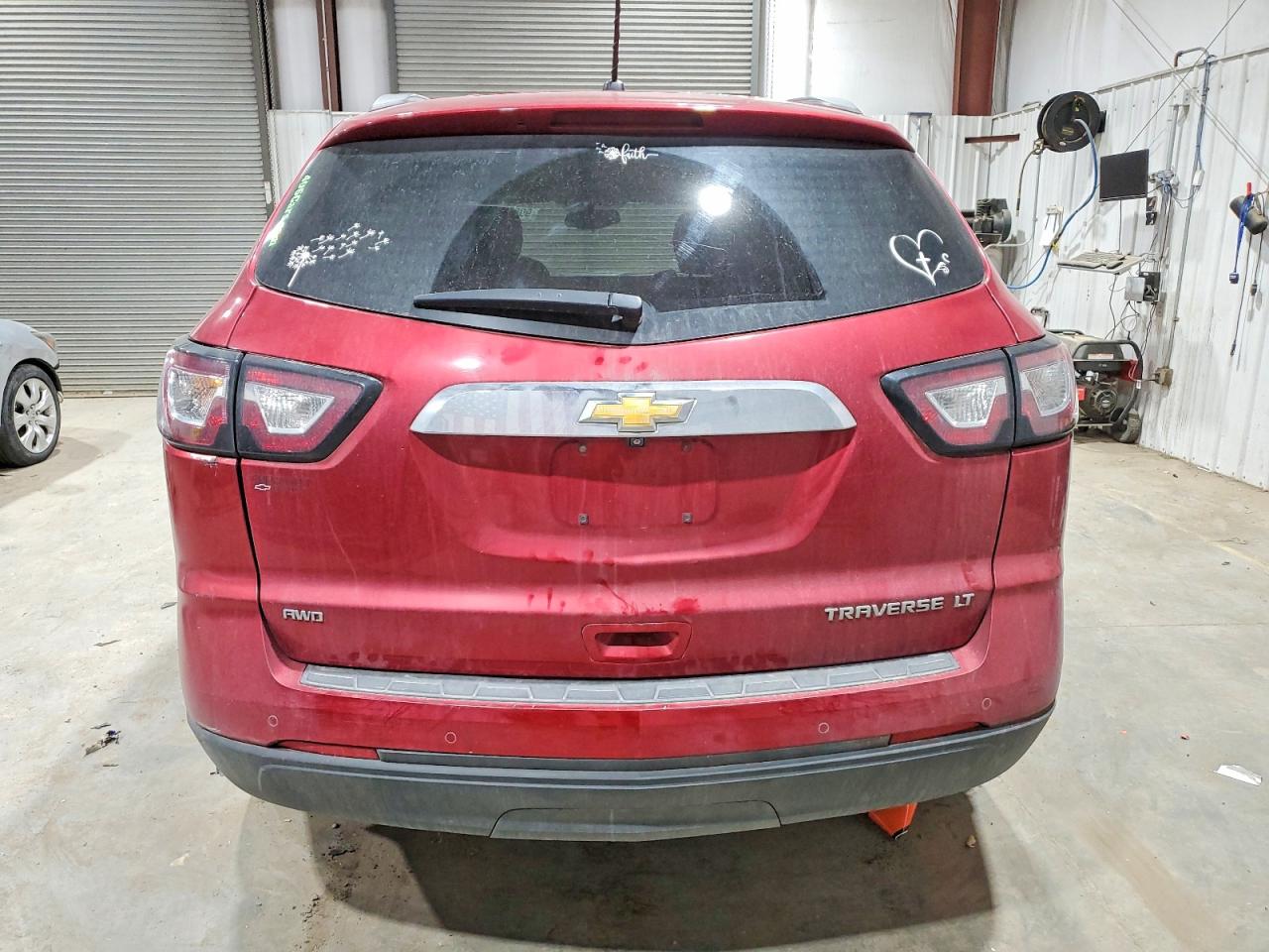 2014 CHEVROLET TRAVERSE LT photo 6