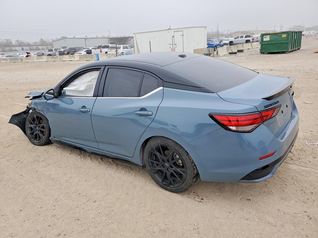 2025 NISSAN SENTRA SR photo 2