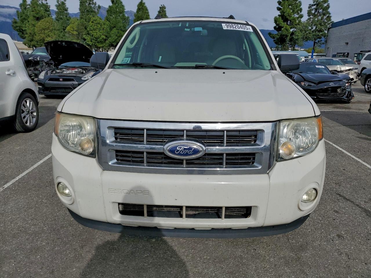 2012 FORD ESCAPE XLT photo 5