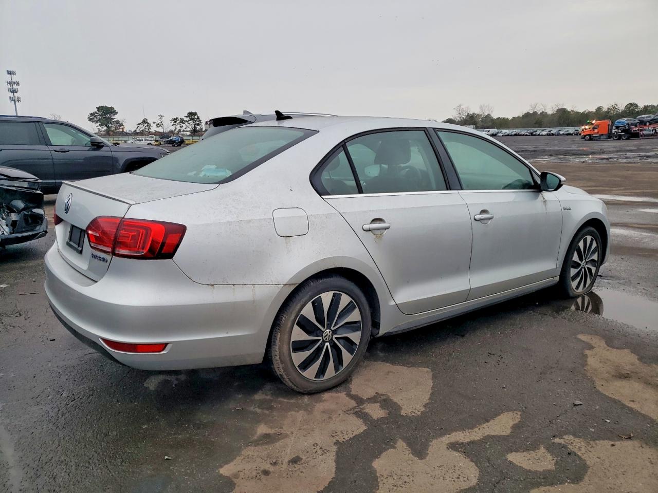 2014 VOLKSWAGEN JETTA HYBRID photo 3
