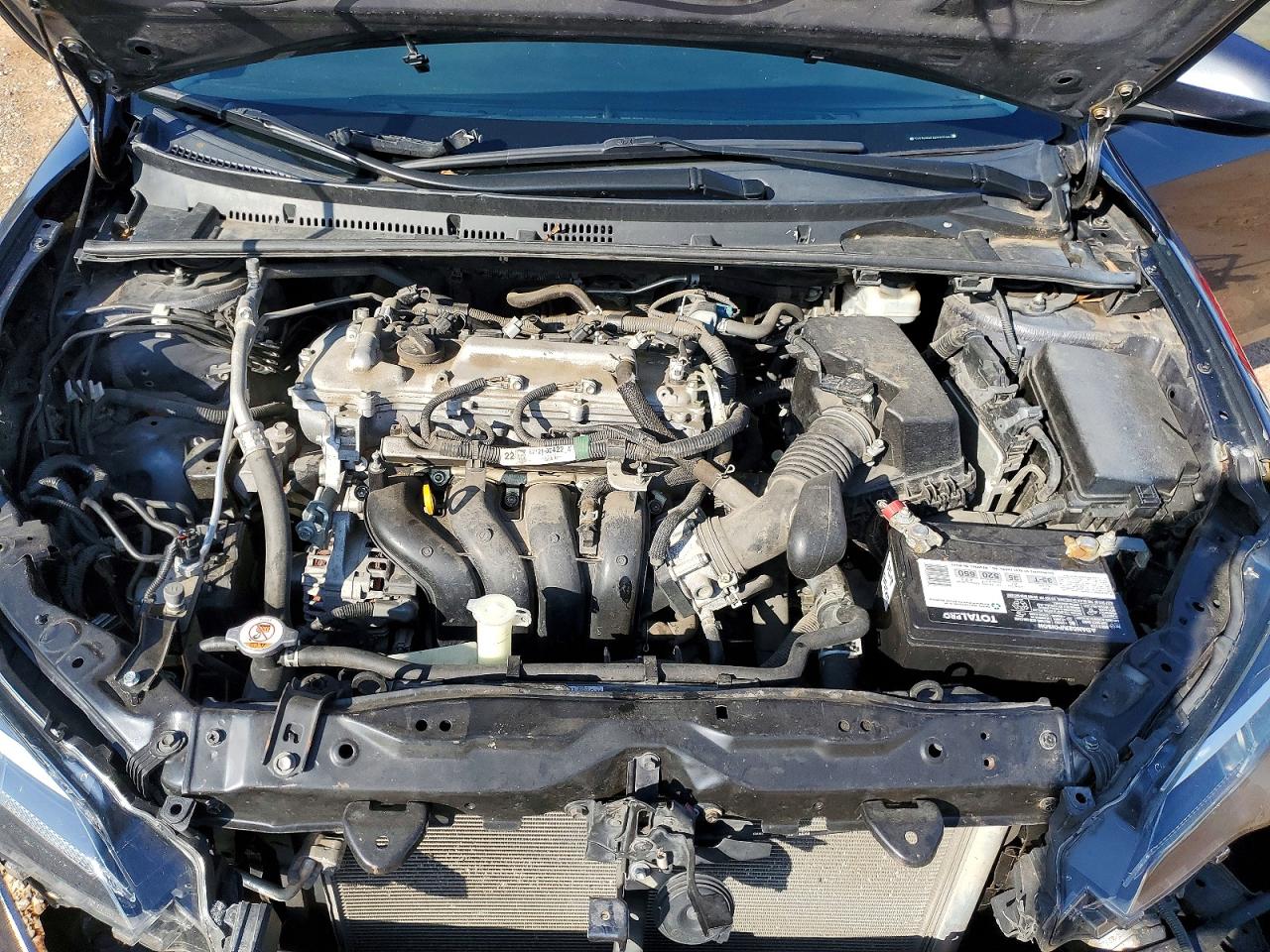2019 TOYOTA COROLLA L photo 11
