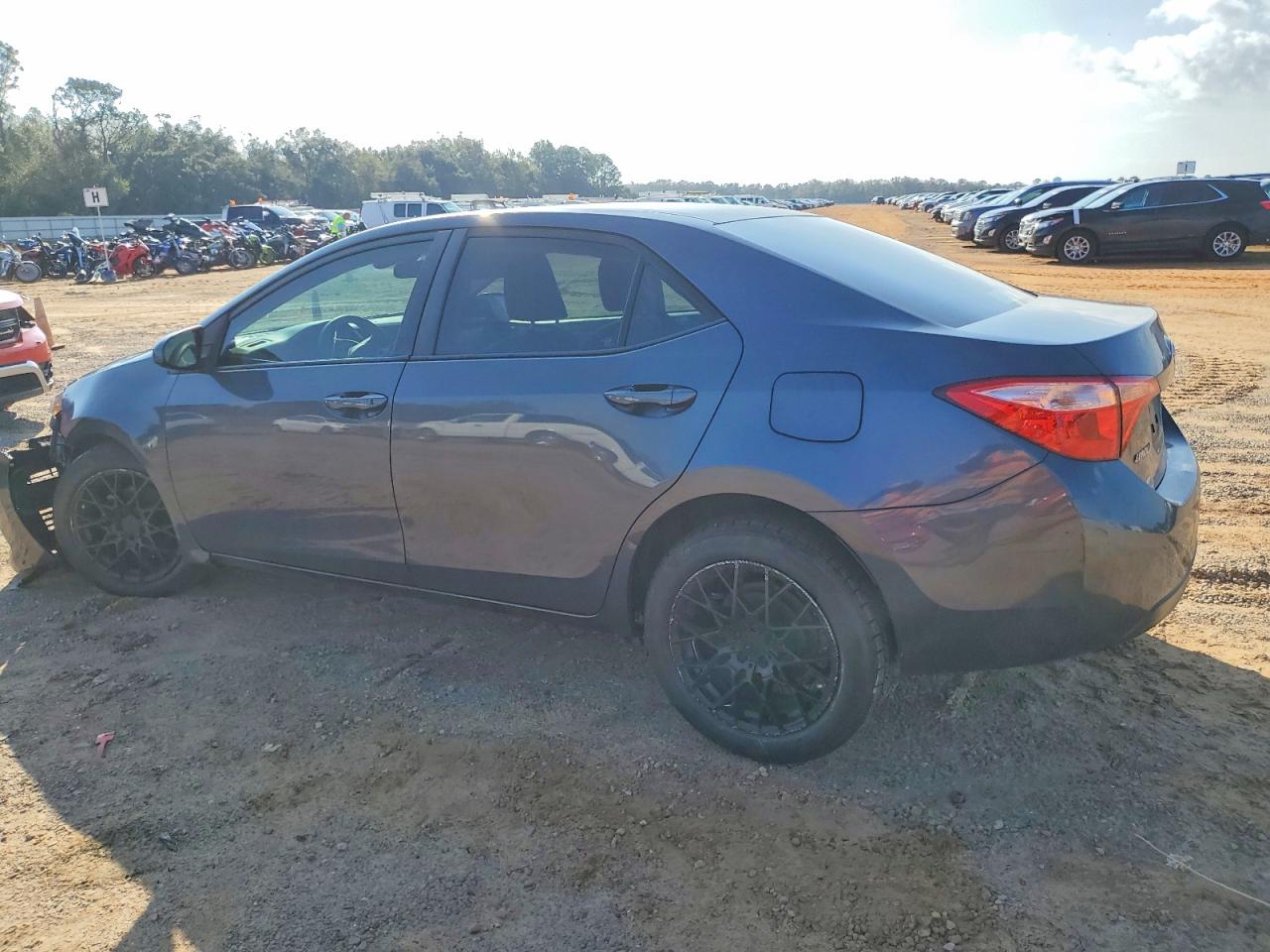 2019 TOYOTA COROLLA L photo 2