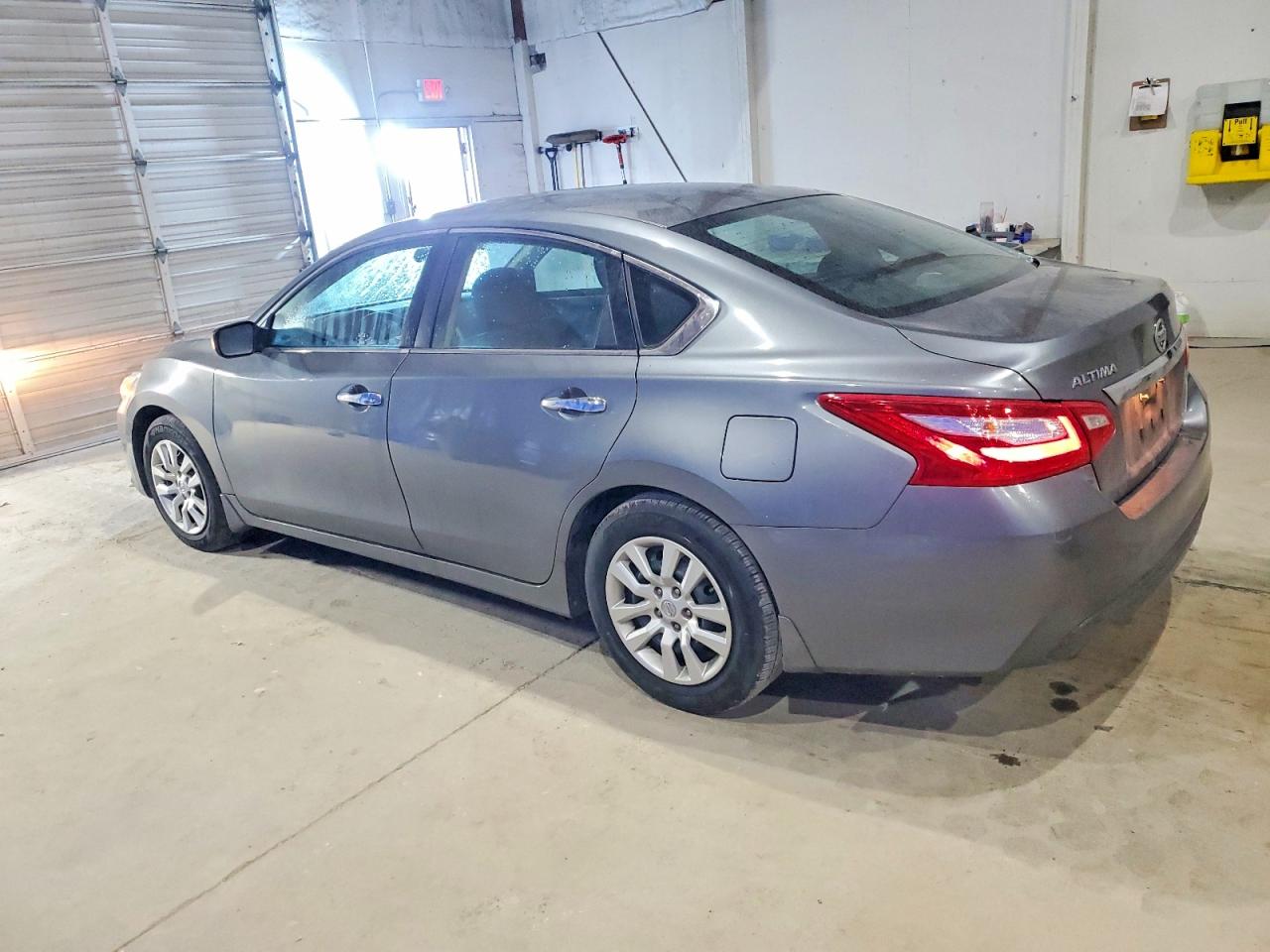 2016 NISSAN ALTIMA 2.5 photo 2