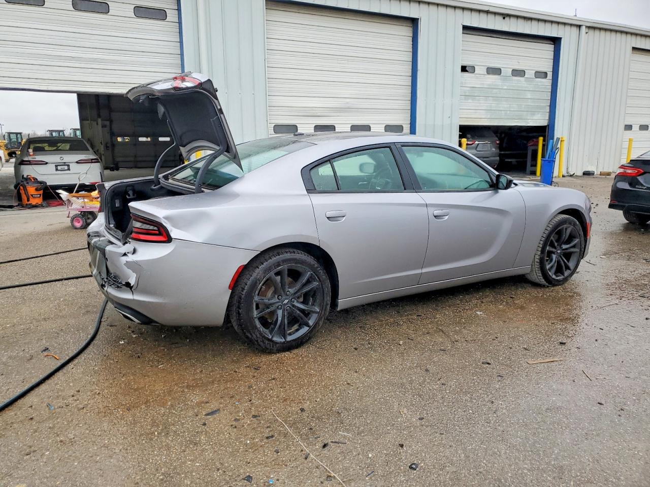 2018 DODGE CHARGER SXT photo 3