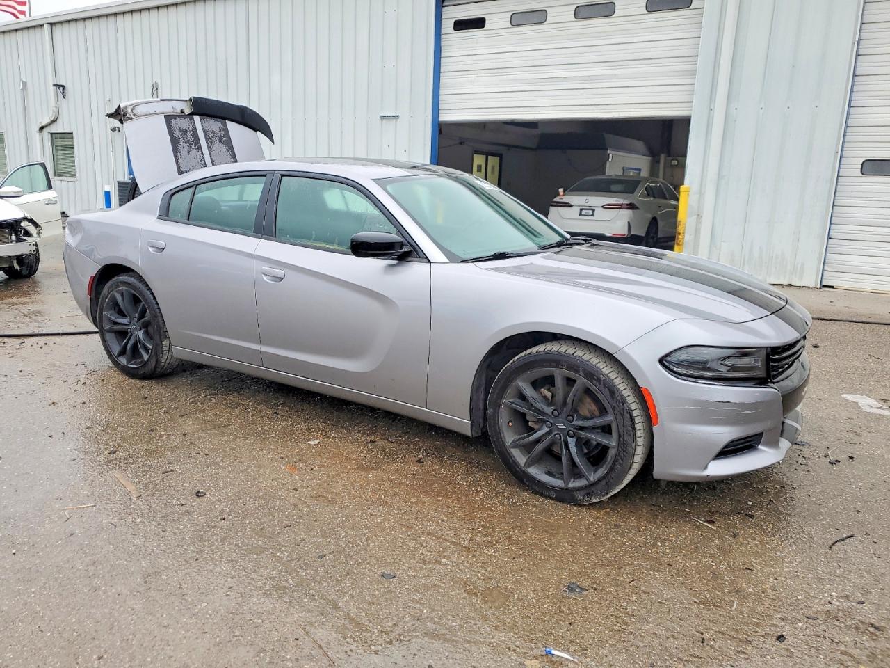 2018 DODGE CHARGER SXT photo 4