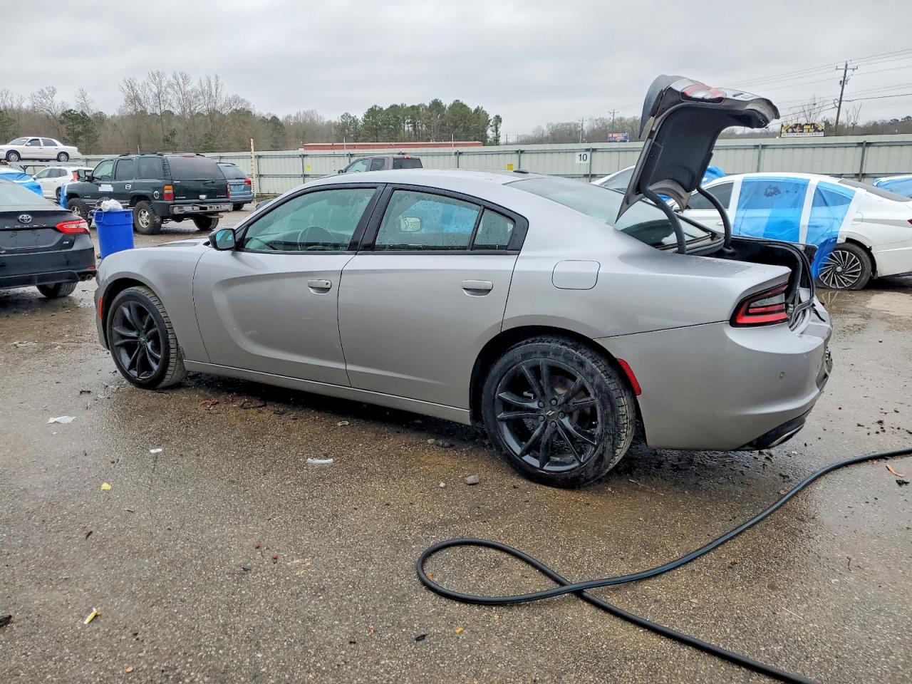 2018 DODGE CHARGER SXT photo 2