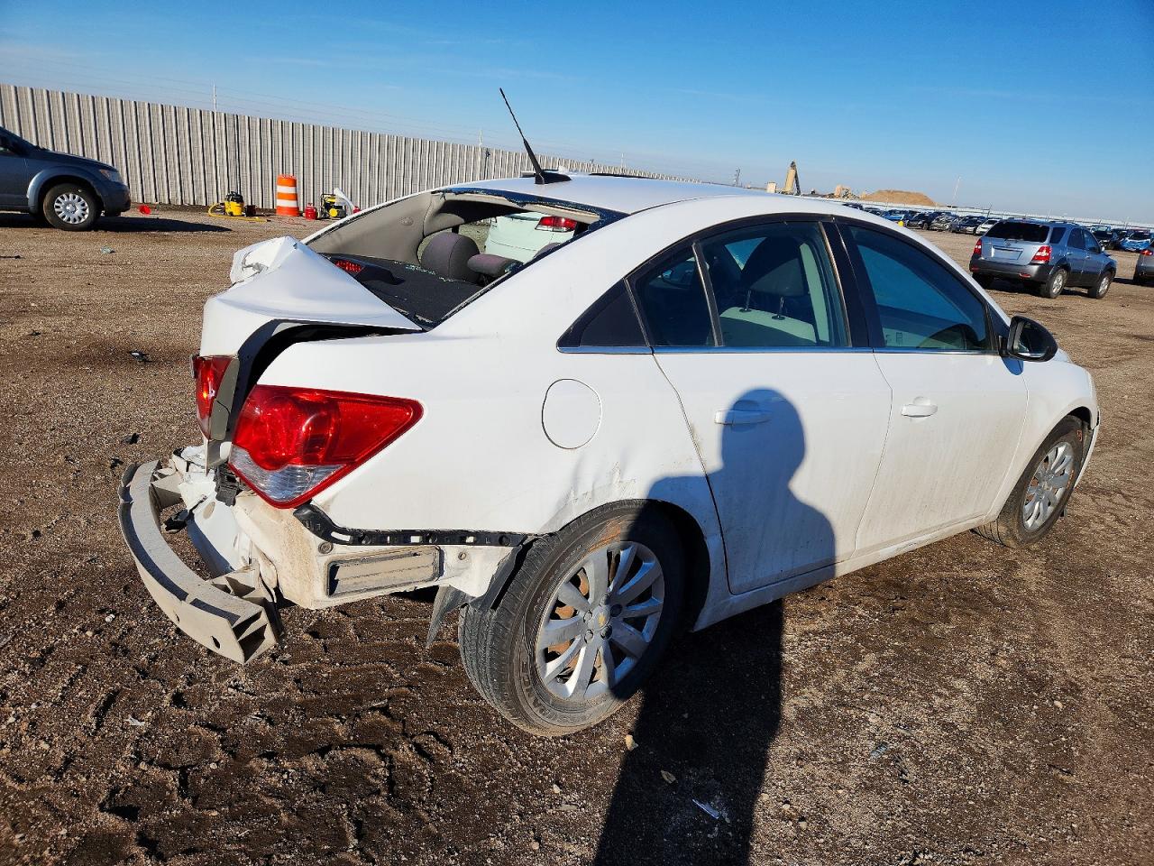 2011 CHEVROLET CRUZE LS photo 3
