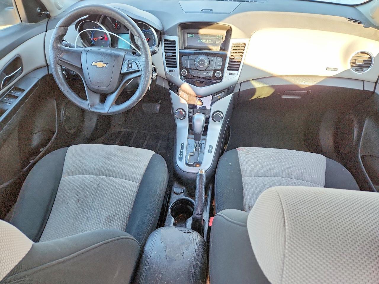 2011 CHEVROLET CRUZE LS photo 8