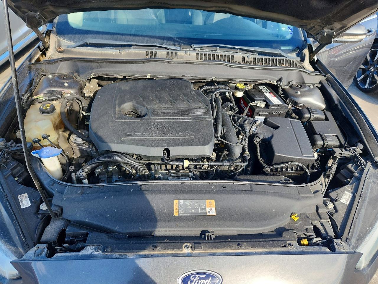 2015 FORD FUSION SE photo 11