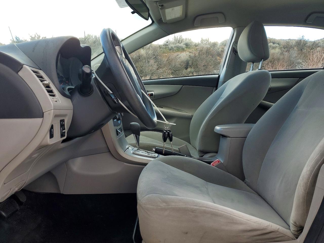 2011 TOYOTA COROLLA BASE photo 7