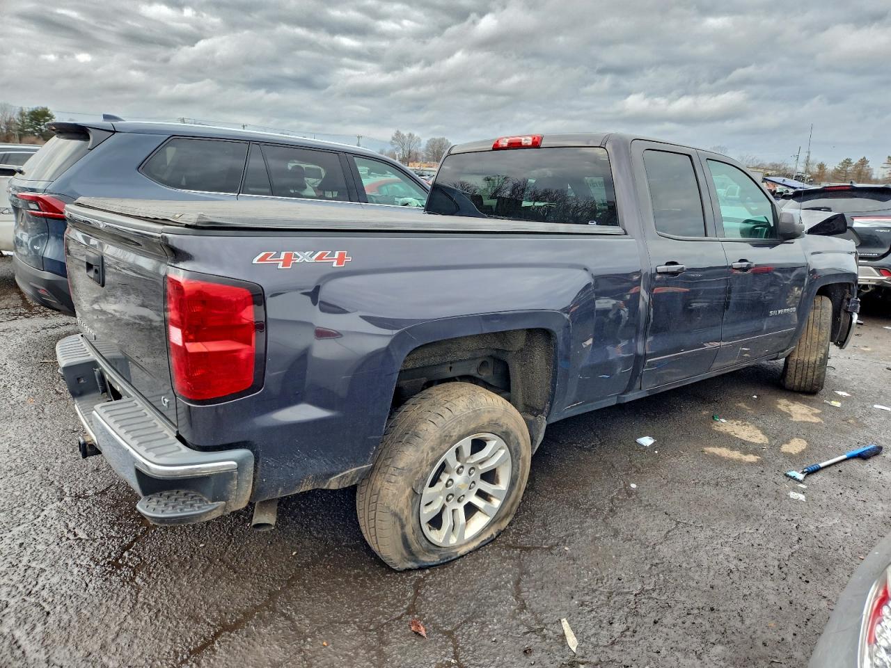 2015 CHEVROLET SILVERADO K1500 LT photo 3